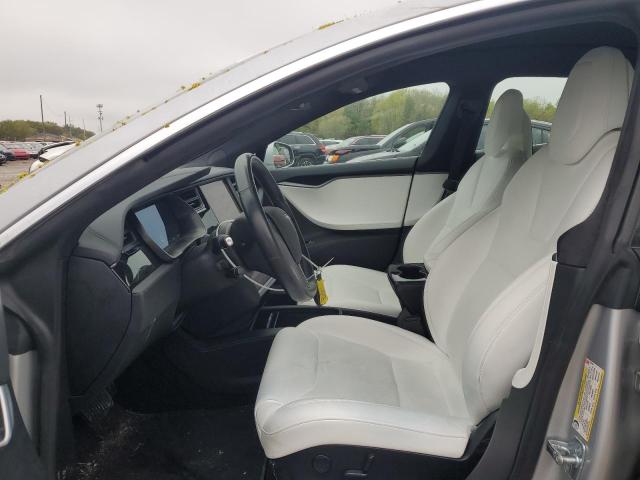 5YJSA1E29JF297097 - 2018 TESLA MODEL S ვერცხლისფერი ფოტო 7