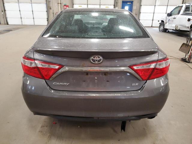 4T1BF1FK4GU266691 - 2016 TOYOTA CAMRY LE GRAY photo 6