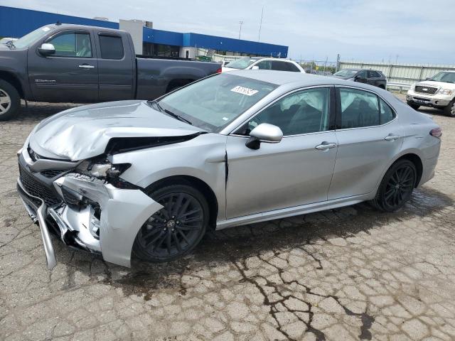 4T1K61AK2RU898583 - 2024 TOYOTA CAMRY XSE SILVER photo 1