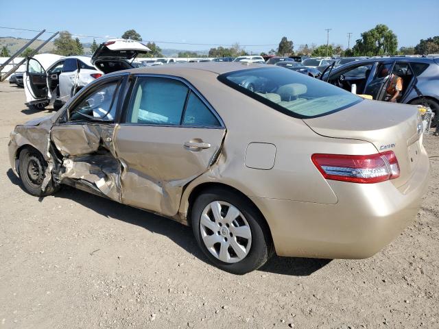 4T1BF3EK9BU138131 - 2011 TOYOTA CAMRY BASE GOLD photo 2