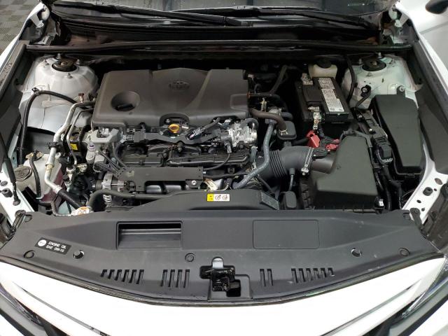 4T1G11AKXRU861172 - 2024 TOYOTA CAMRY SE NIGHT SHADE WHITE photo 11