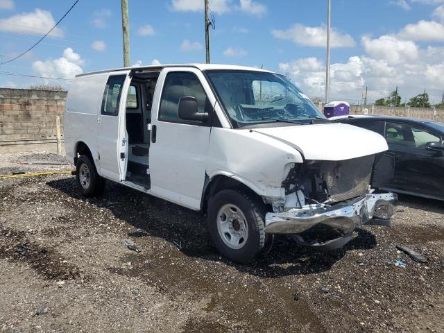 1GTW7AFP5N1147531 - 2022 GMC SAVANA G2500 WHITE photo 4