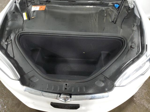5YJSA1E25GF147352 - 2016 TESLA MODEL S WHITE photo 11