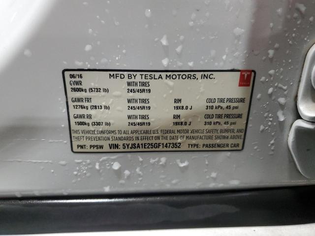 5YJSA1E25GF147352 - 2016 TESLA MODEL S WHITE photo 12
