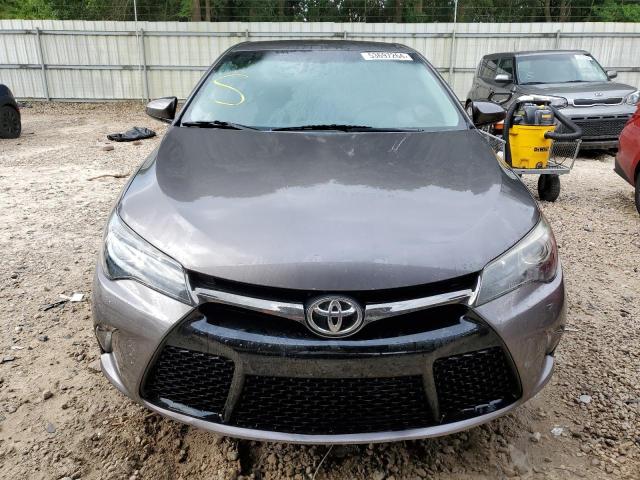 4T1BF1FK5HU446702 - 2017 TOYOTA CAMRY LE GRAY photo 5