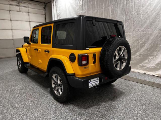 1C4HJXEG6MW754621 - 2021 JEEP WRANGLER U SAHARA Sarı foto 3