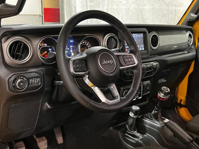 1C4HJXEG6MW754621 - 2021 JEEP WRANGLER U SAHARA Sarı foto 9