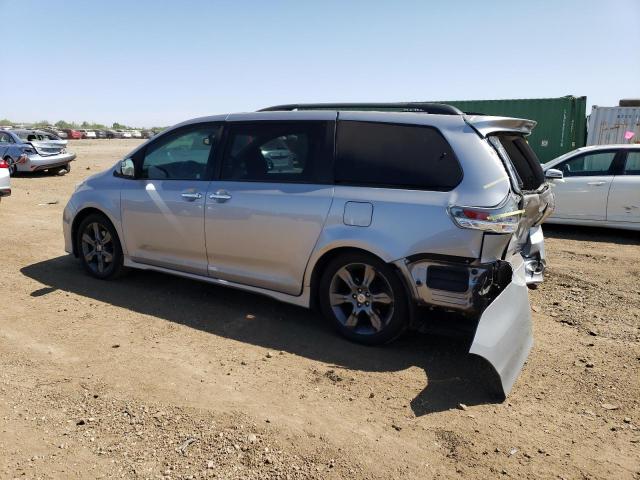 5TDXK3DC9FS585858 - 2015 TOYOTA SIENNA SPORT SILVER photo 2