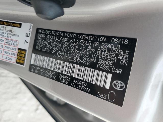 JTDKARFP2J3095918 - 2018 TOYOTA PRIUS PRIM 银色 照片 12