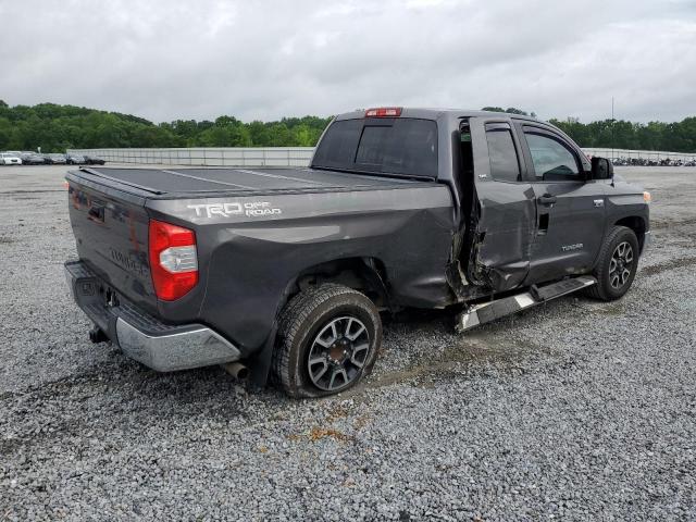 5TFRW5F16HX227196 - 2017 TOYOTA TUNDRA DOUBLE CAB SR/SR5 GRAY photo 3