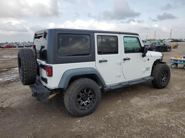 1C4BJWDG9GL215756 - 2016 JEEP WRANGLER U SPORT WHITE photo 3