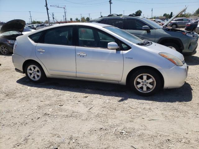 JTDKB20U887739279 - 2008 TOYOTA PRIUS SILVER photo 4