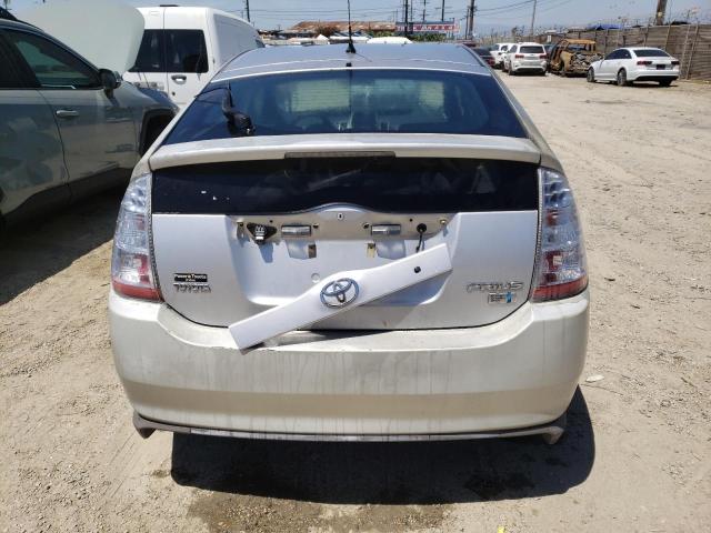 JTDKB20U887739279 - 2008 TOYOTA PRIUS SILVER photo 6