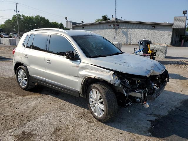 WVGBV7AX1DW551423 - 2013 VOLKSWAGEN TIGUAN S SILVER photo 4