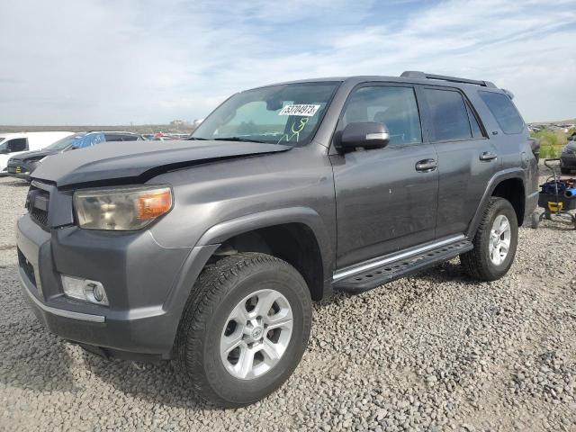 JTEBU5JR9B5064997 - 2011 TOYOTA 4RUNNER SR5 GRAY photo 1