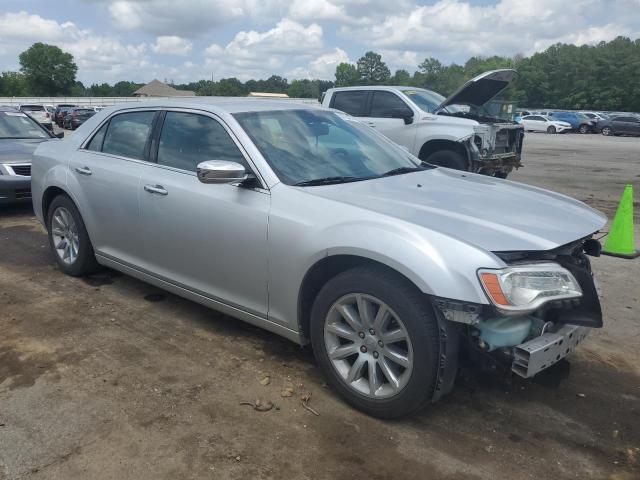 2C3CA5CG7BH614157 - 2011 CHRYSLER 300 LIMITED SILVER photo 4