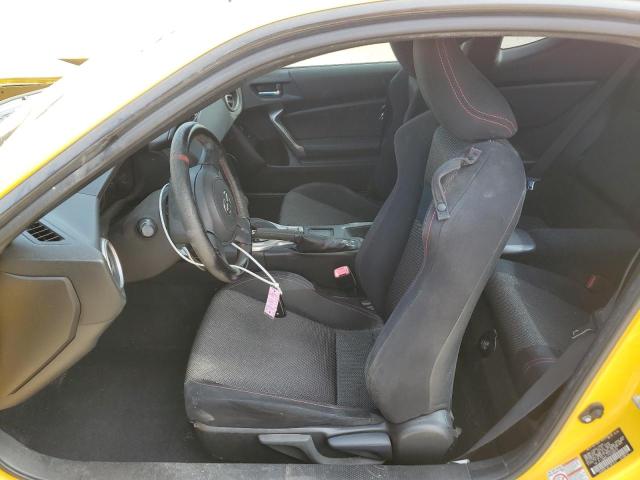 JF1ZNAA11F8706979 - 2015 TOYOTA SCION FR-S YELLOW photo 7
