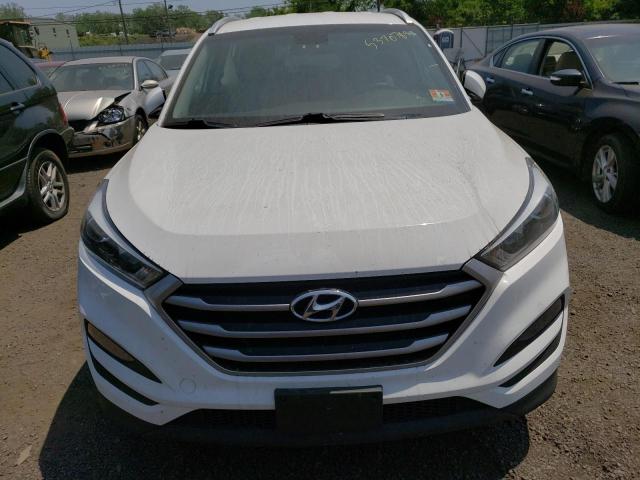 KM8J3CA46HU511520 - 2017 HYUNDAI TUCSON LIMITED WHITE photo 5