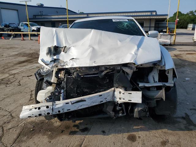 2C3CDXBG2DH735251 - 2013 DODGE CHARGER SE WHITE photo 5