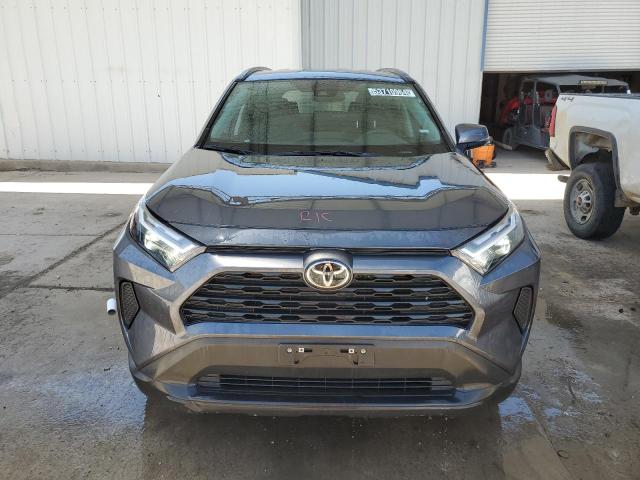 2T3P1RFVXPW374723 - 2023 TOYOTA RAV4 XLE CHARCOAL photo 5