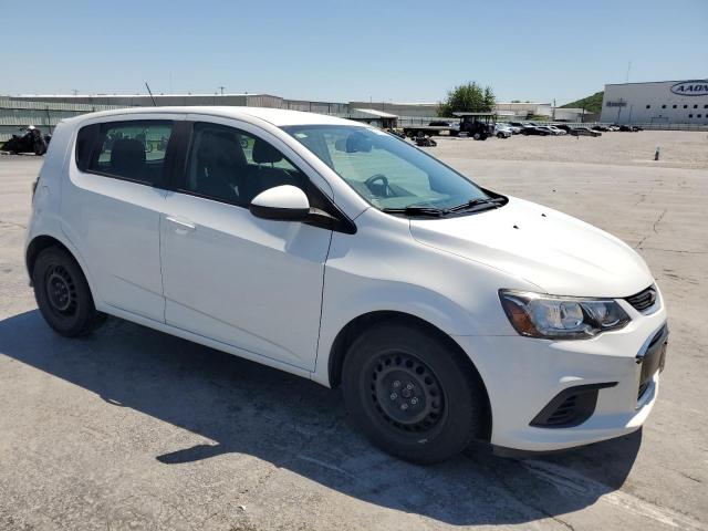 1G1JG6SH3J4108170 - 2018 CHEVROLET SONIC WHITE photo 4