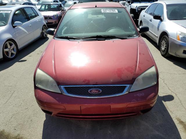 1FAFP34NX5W224755 - 2005 FORD FOCUS ZX4 RED photo 5