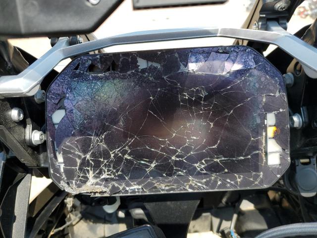 WB10J5300KZF78748 - 2019 BMW R 1250 GS ADVENTURE TWO TONE photo 8