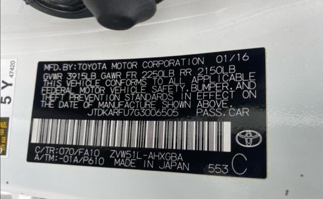 JTDKARFU7G3006505 - 2016 TOYOTA PRIUS WHITE photo 10