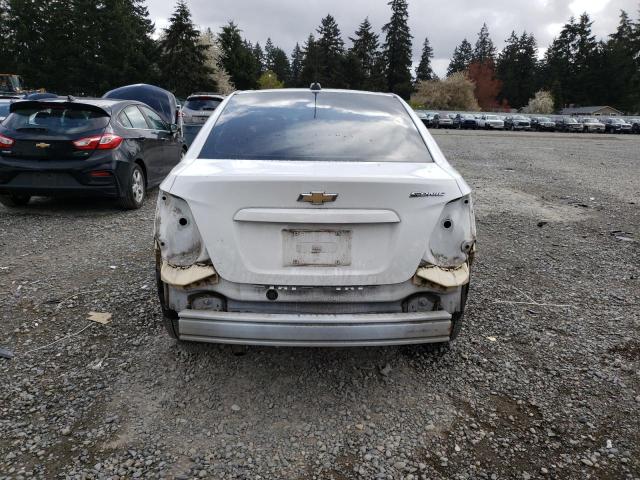 1G1JA5SH8F4159957 - 2015 CHEVROLET SONIC LS WHITE photo 6