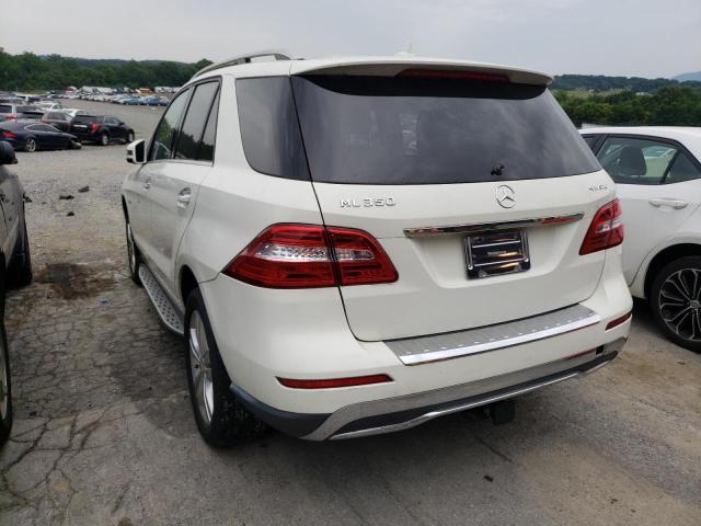 4JGDA5HBXCA074473 - 2012 MERCEDES-BENZ ML 350 4MATIC WHITE photo 3