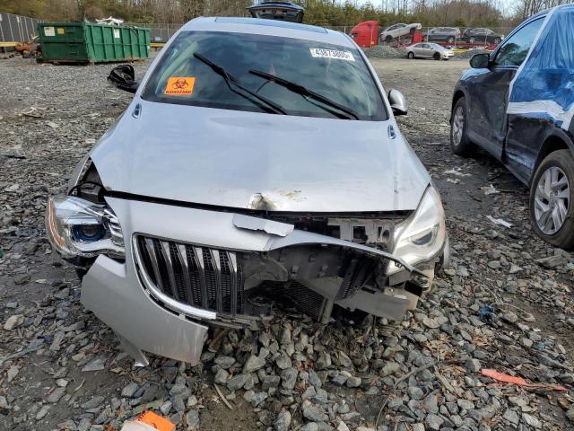 2G4GK5EX9F9142658 - 2015 BUICK REGAL SILVER photo 5