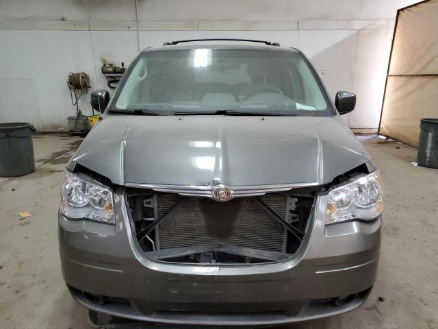 2A4RR5D12AR300735 - 2010 CHRYSLER TOWN & COU TOURING 灰色 照片 5
