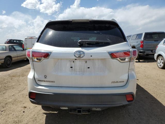 5TDJKRFH0FS122489 - 2015 TOYOTA HIGHLANDER XLE 白色 照片 6