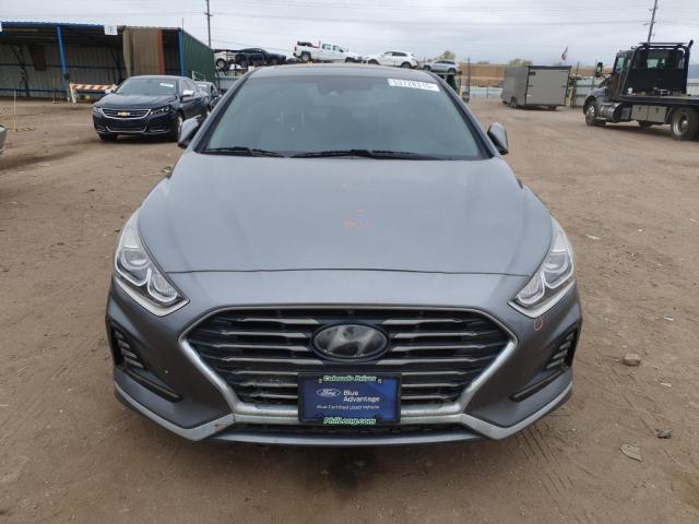 5NPE34AF9JH678418 - 2018 HYUNDAI SONATA SPORT رمادي صورة 5