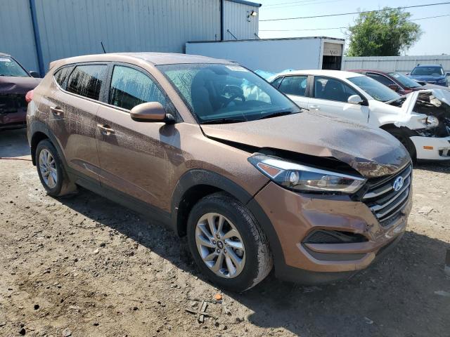 KM8J23A4XHU527965 - 2017 HYUNDAI TUCSON SE BROWN photo 4