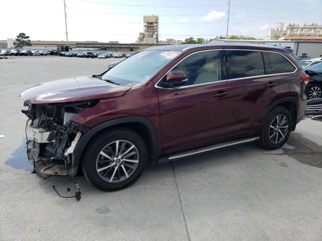 5TDKZRFH8HS221466 - 2017 TOYOTA HIGHLANDER SE MAROON photo 1