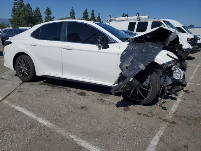 4T1T11AK1PU170740 - 2023 TOYOTA CAMRY SE NIGHT SHADE WHITE photo 4