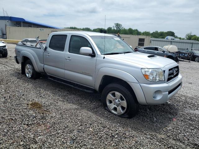 3TMMU52N26M002138 - 2006 TOYOTA TACOMA DOUBLE CAB LONG BED SILVER photo 4