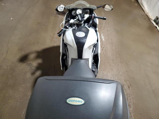WB1050909AZV93825 - 2010 BMW K1300 S GRAY photo 6