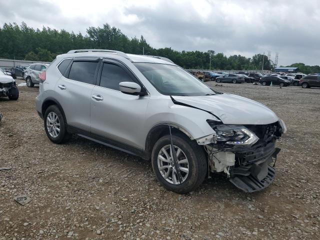 KNMAT2MT6JP507098 - 2018 NISSAN ROGUE S SILVER photo 4