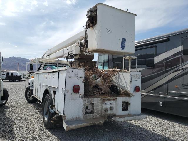 1GDM7H1C4XJ511280 - 1999 GMC C-SERIES C7H042 WHITE photo 2