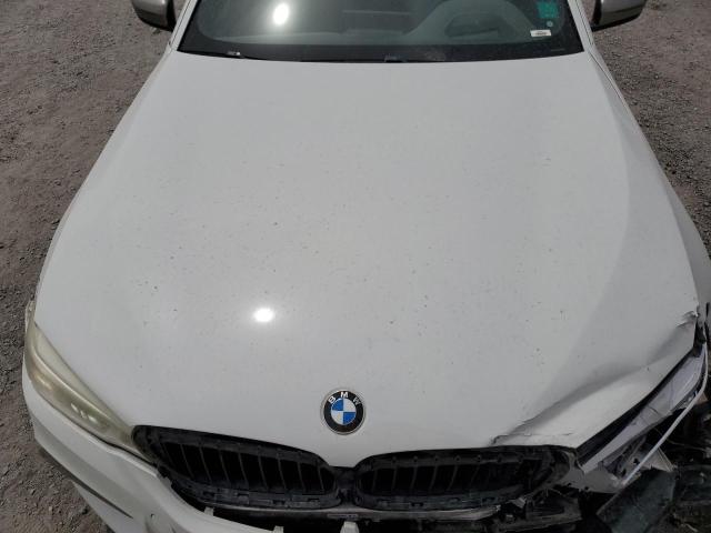 WBAJB9C52JB035829 - 2018 BMW M550XI WHITE photo 11