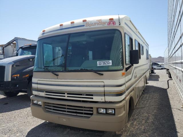 1GBLP37J0T3309449 - 1996 CHEVROLET P30 BEIGE photo 2