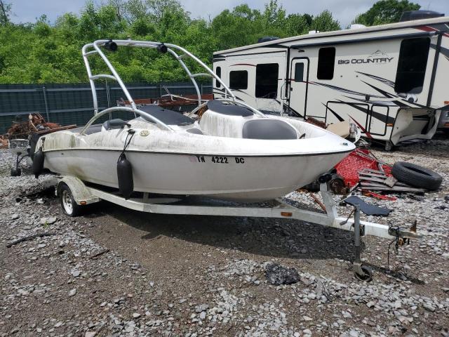 2001 YAMAHA BOAT, 