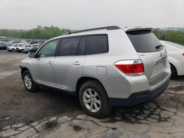 5TDBK3EH1CS121057 - 2012 TOYOTA HIGHLANDER BASE SILVER photo 2