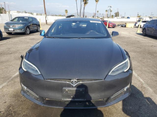 5YJSA1E11GF158498 - 2016 TESLA MODEL S GRAY photo 5