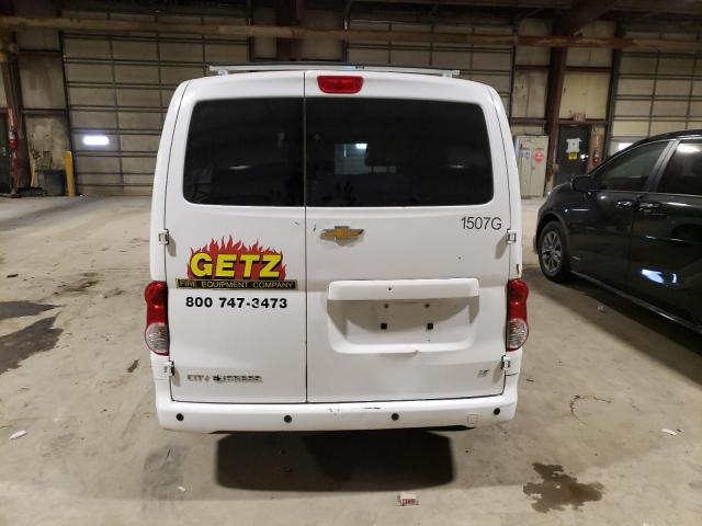 3N63M0ZN2FK698576 - 2015 CHEVROLET CITY EXPRE LT 白色 照片 6