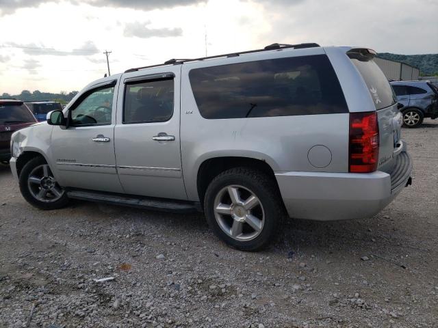 1GNSKKE74DR211411 - 2013 CHEVROLET SUBURBAN K1500 LTZ SILVER photo 2