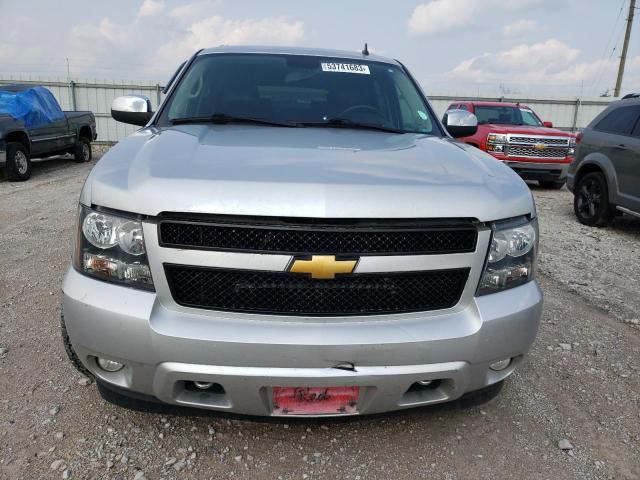 1GNSKKE74DR211411 - 2013 CHEVROLET SUBURBAN K1500 LTZ SILVER photo 5