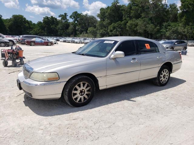 2007 LINCOLN TOWN CAR SIGNATURE LIMITED, 